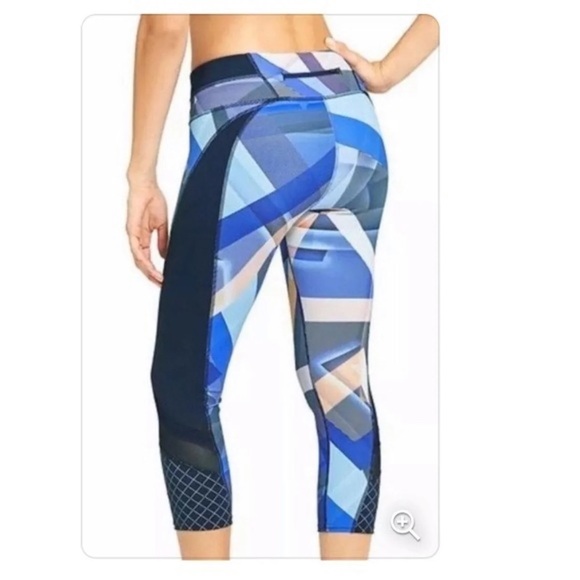 Athleta Electric Geo Sonar Capri Legging Sz Large - Picture 7 of 8